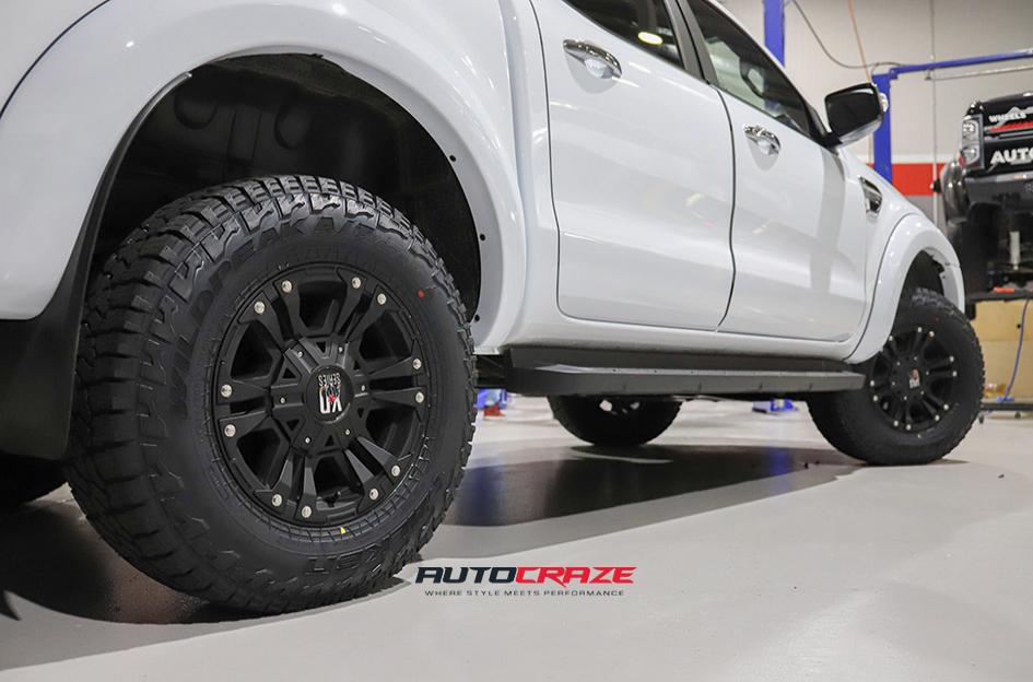 FORD RANGER MONSTER XD MATTE BLACK